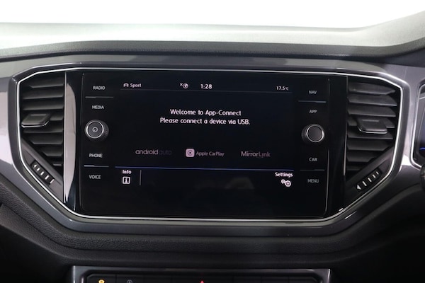 Used Volkswagen T-Roc 2020 for sale - 76010222: Photo 36