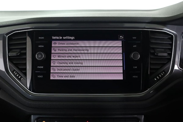 Used Volkswagen T-Roc 2020 for sale - 76010222: Photo 49