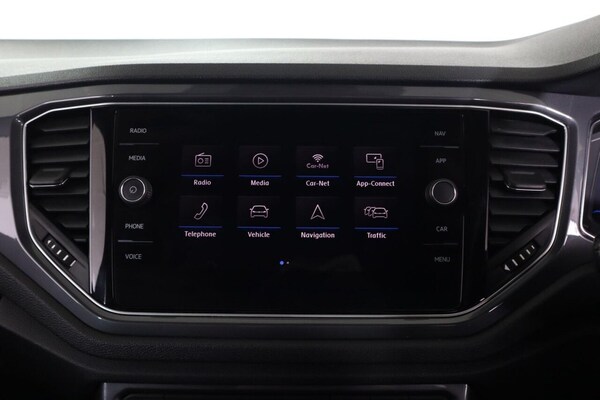 Used Volkswagen T-Roc 2020 for sale - 76010222: Photo 50