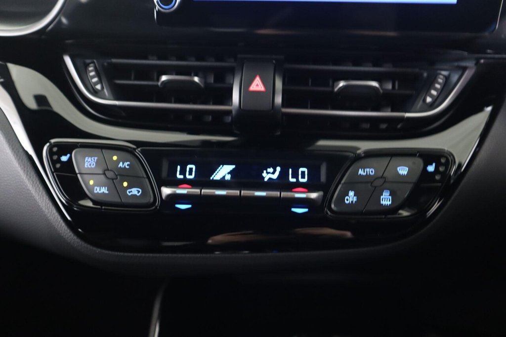 Used Toyota C-HR 2022 for sale - 76768512: Photo 21