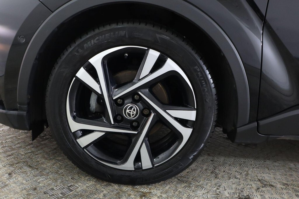 Used Toyota C-HR 2022 for sale - 76768512: Photo 32