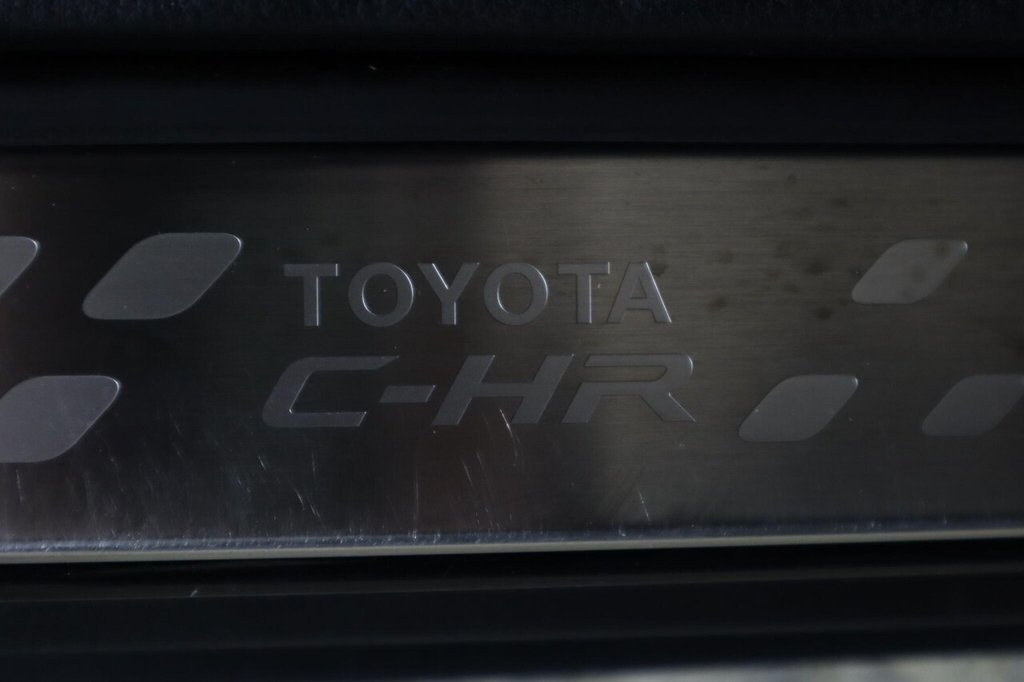 Used Toyota C-HR 2022 for sale - 76768512: Photo 44