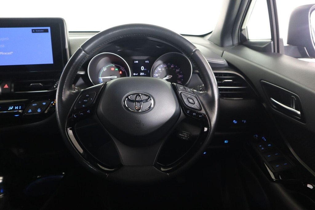 Used Toyota C-HR 2022 for sale - 76768512: Photo 49
