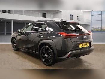 Used Lexus UX 2021 for sale - 77609222: Photo