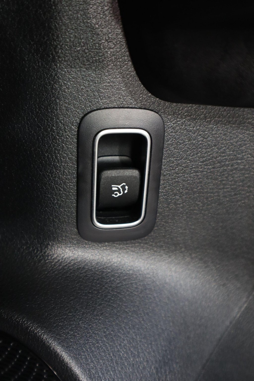 Used Mercedes-Benz GLB 2021 for sale - 76080883: Photo 24