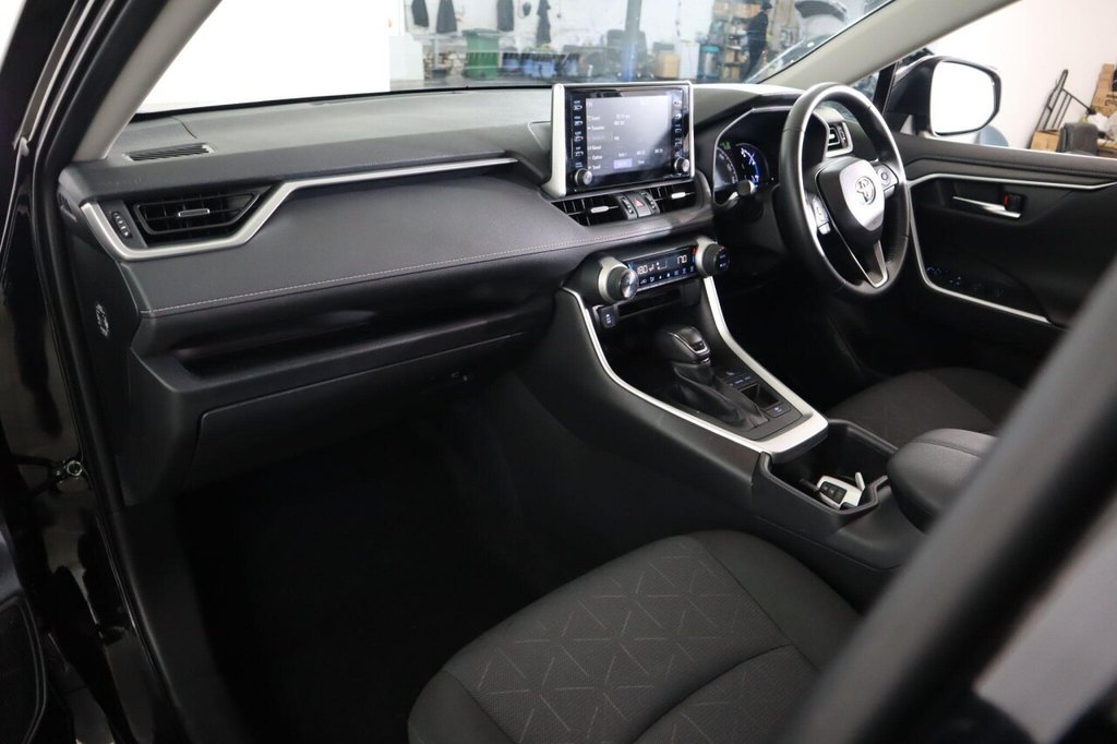 Used Toyota RAV4 2022 for sale - 76901077: Photo 12