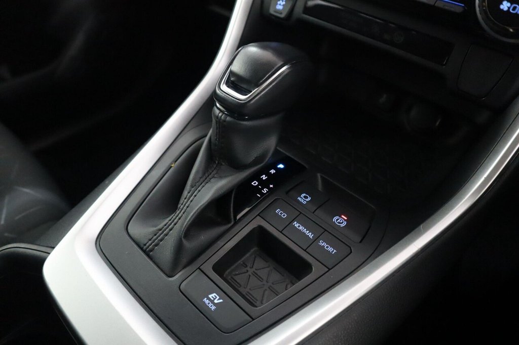 Used Toyota RAV4 2022 for sale - 76901077: Photo 15