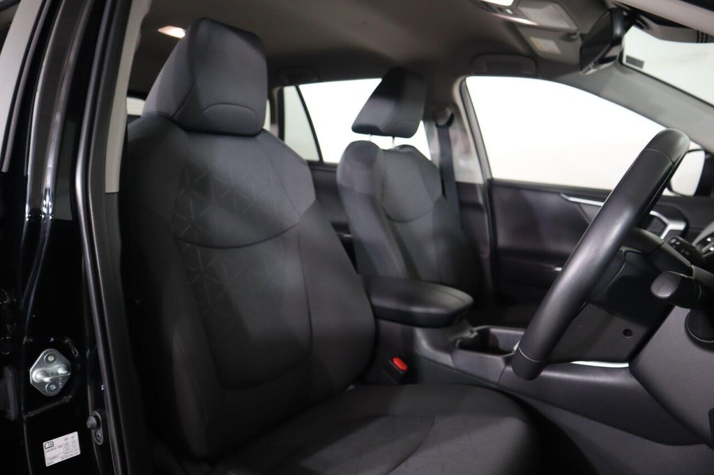 Used Toyota RAV4 2022 for sale - 76901077: Photo 17