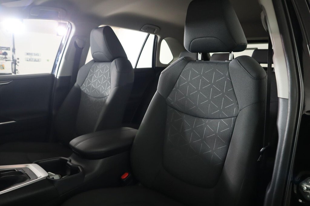 Used Toyota RAV4 2022 for sale - 76901077: Photo 26