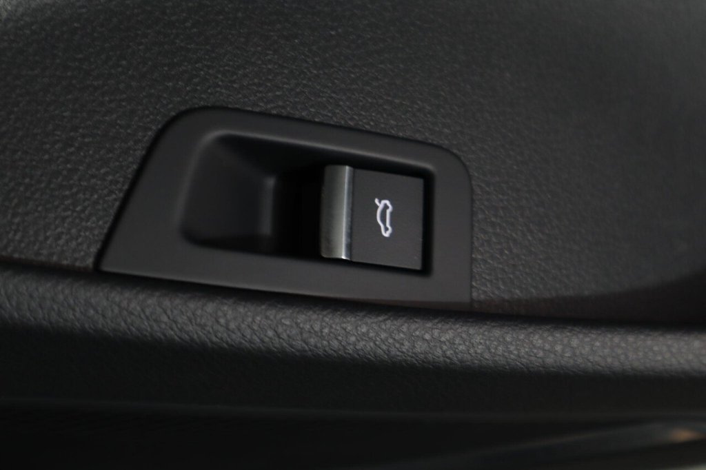 Used Audi Q7 2022 for sale - 77835749: Photo 33