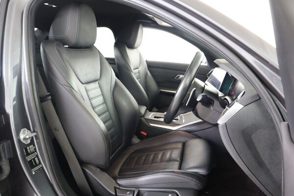 Used BMW 3 Series 2021 for sale - 75998670: Photo 16