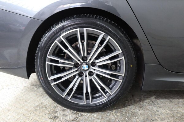 Used BMW 3 Series 2021 for sale - 75998670: Photo 32