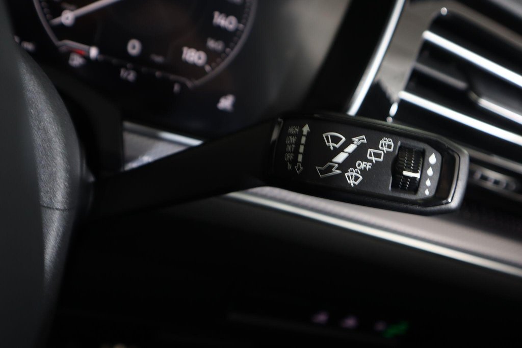 Used Volkswagen Touareg 2023 for sale - 77673474: Photo 21