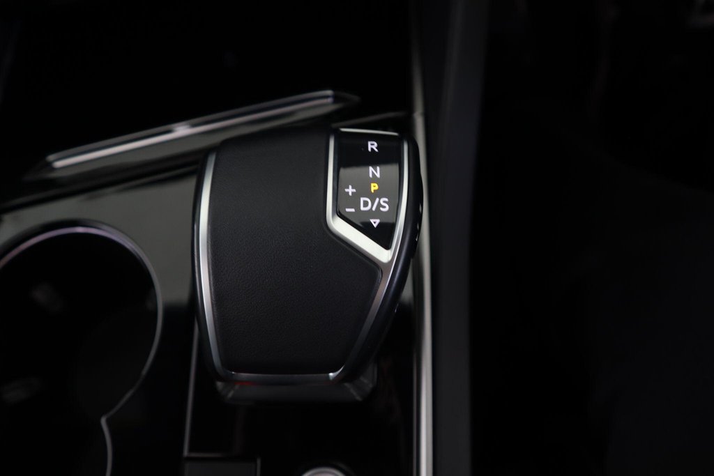 Used Volkswagen Touareg 2023 for sale - 77673474: Photo 23