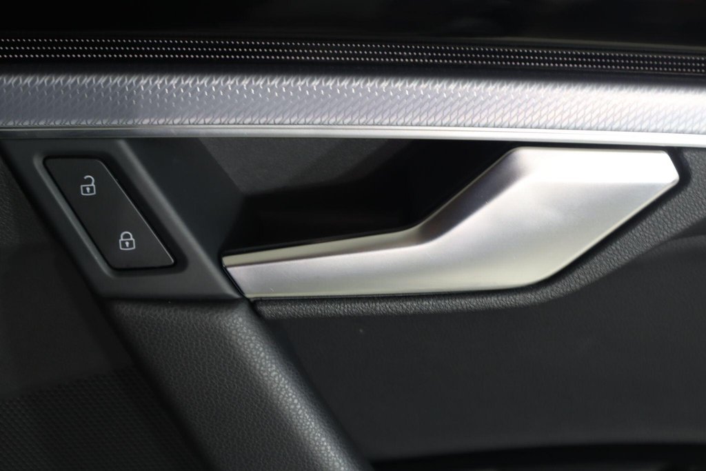 Used Volkswagen Touareg 2023 for sale - 77673474: Photo 29