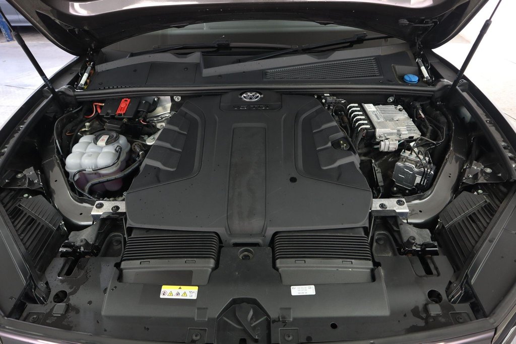 Used Volkswagen Touareg 2023 for sale - 77673474: Photo 32