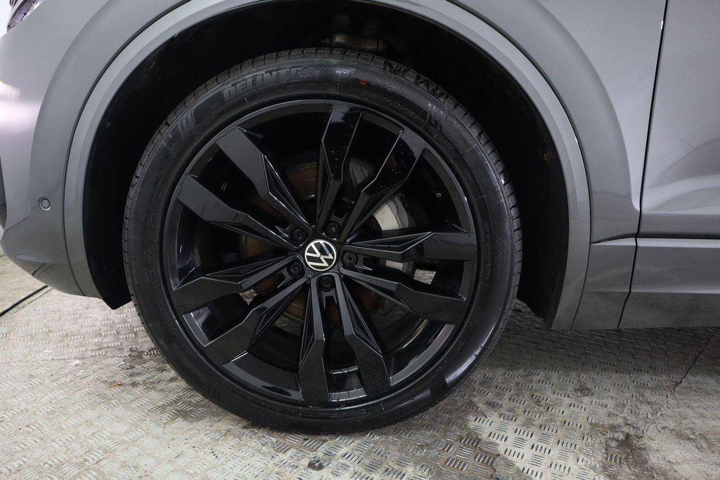 Used Volkswagen Touareg 2023 for sale - 77673474: Photo 36