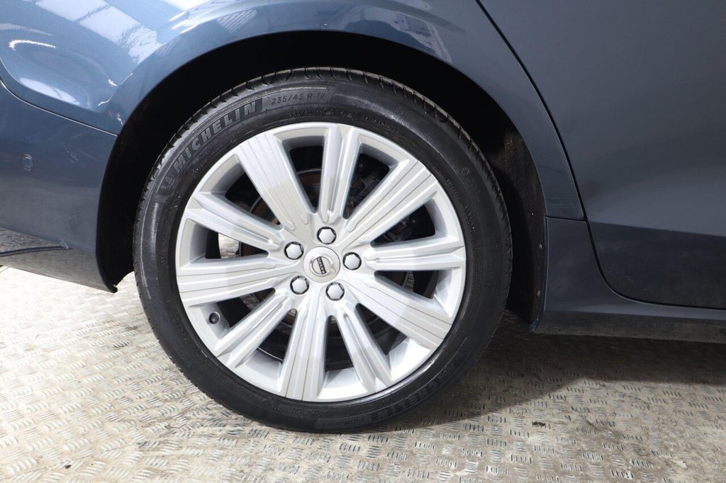 Used Volvo V60 2018 for sale - 77200231: Photo 27