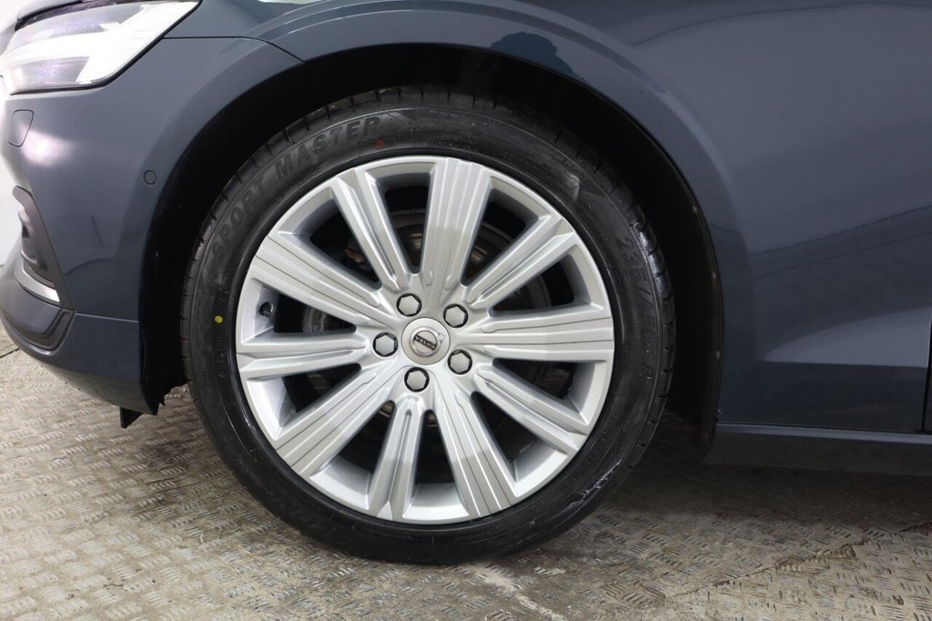 Used Volvo V60 2018 for sale - 77200231: Photo 28