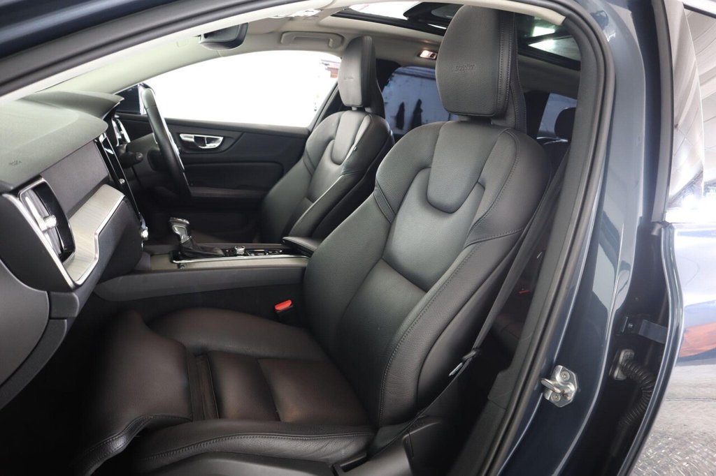 Used Volvo V60 2018 for sale - 77200231: Photo 47