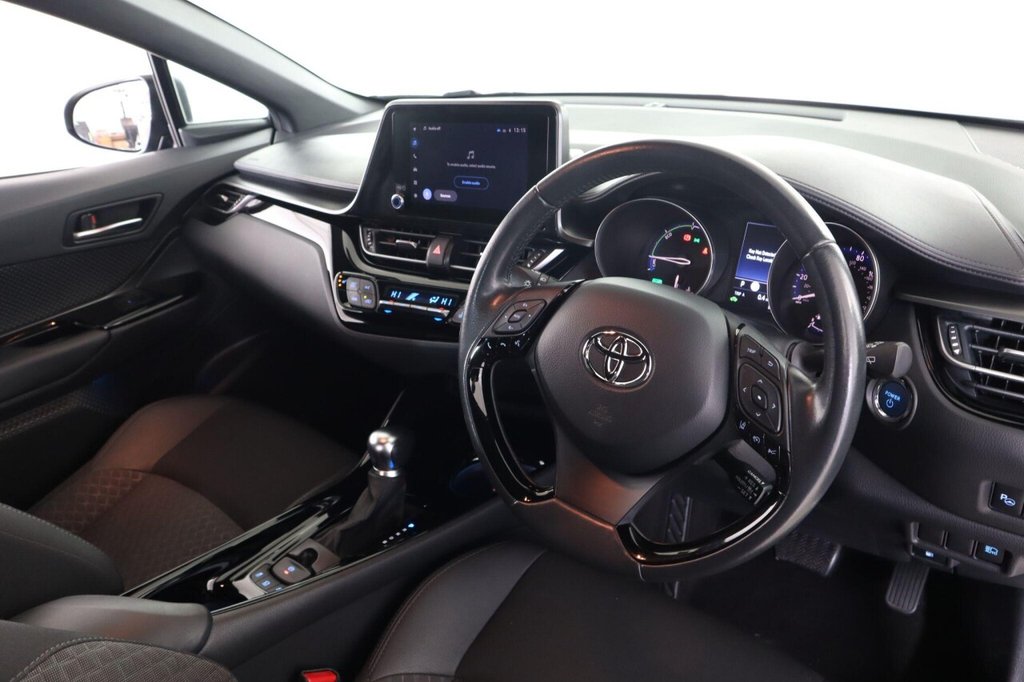 Used Toyota C-HR 2022 for sale - 76356744: Photo 12