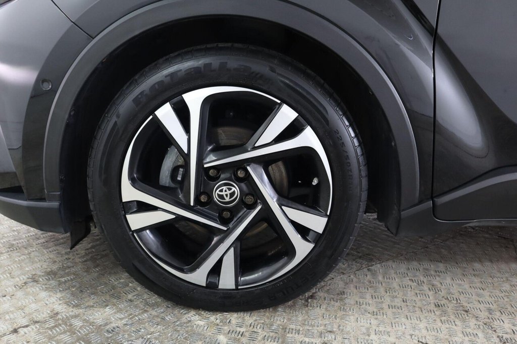 Used Toyota C-HR 2022 for sale - 76356744: Photo 31