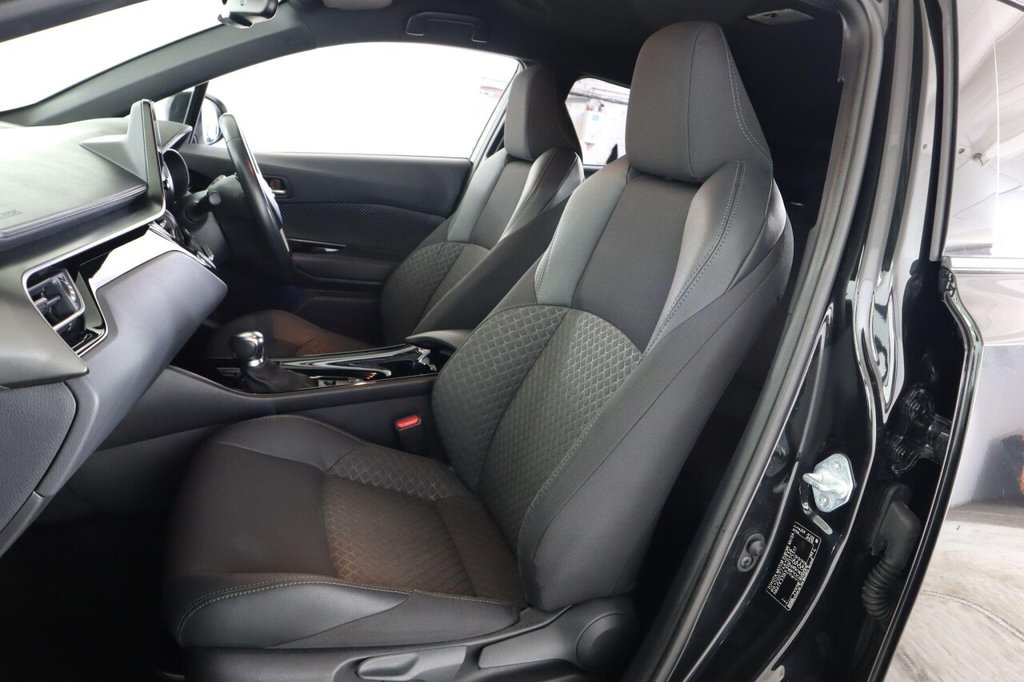Used Toyota C-HR 2022 for sale - 76356744: Photo 46