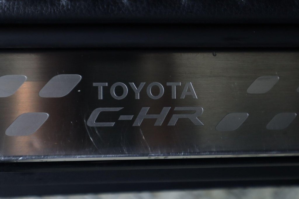 Used Toyota C-HR 2022 for sale - 76356744: Photo 48