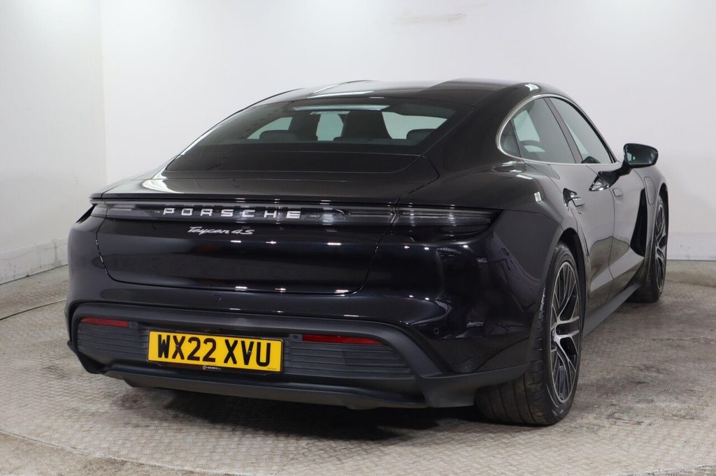 Used Porsche Taycan 2022 for sale - 77422625: Photo 10