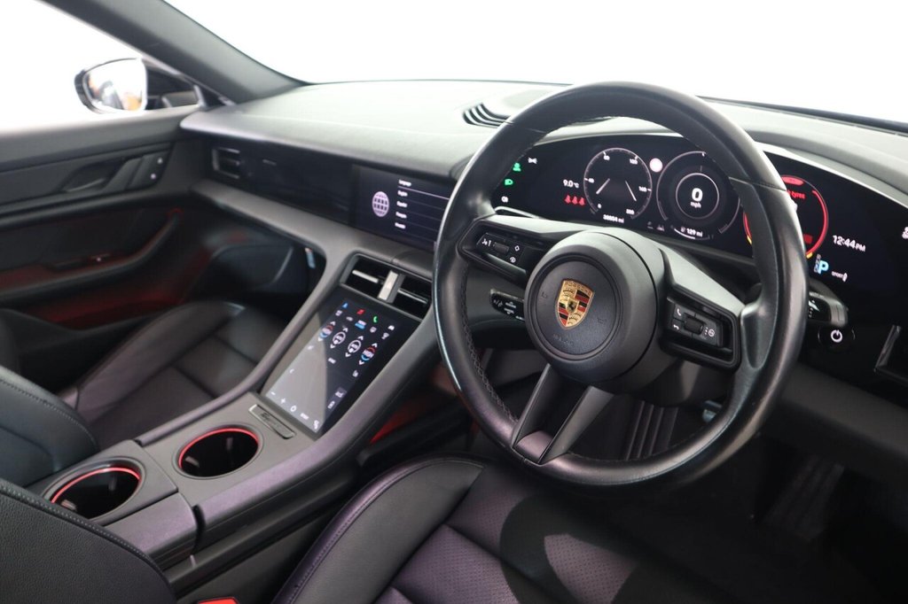 Used Porsche Taycan 2022 for sale - 77422625: Photo 11