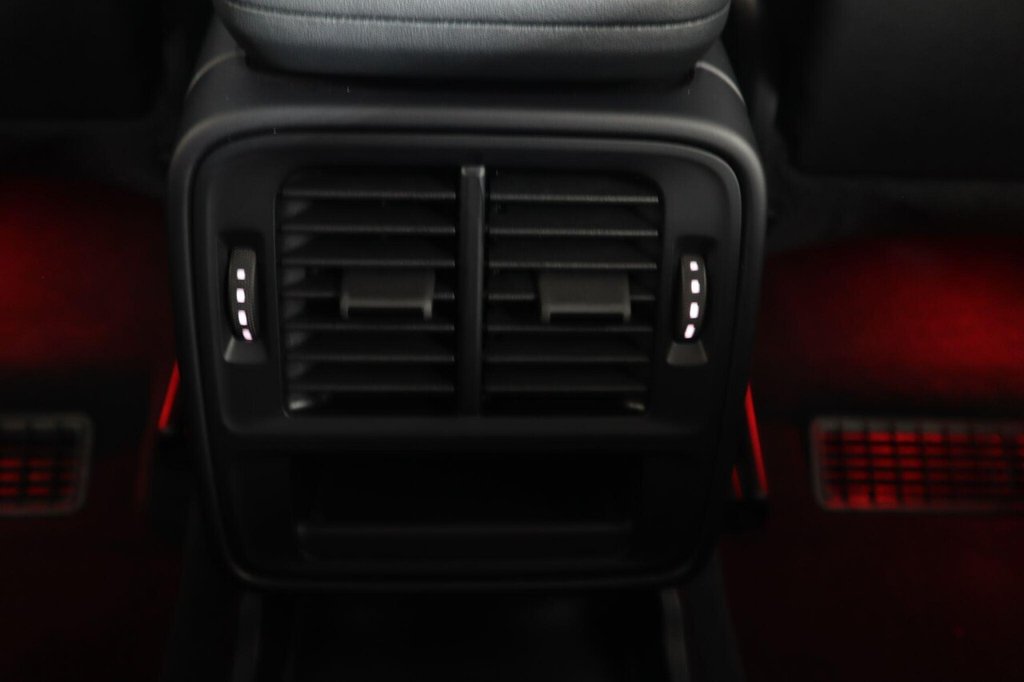 Used Porsche Taycan 2022 for sale - 77422625: Photo 17