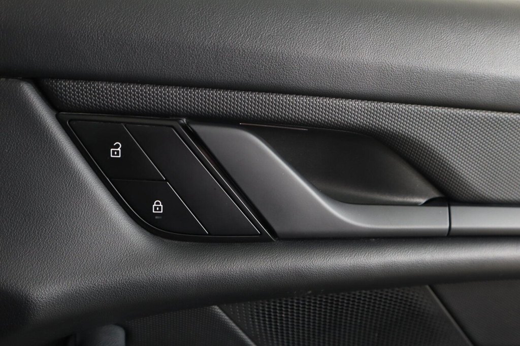 Used Porsche Taycan 2022 for sale - 77422625: Photo 23