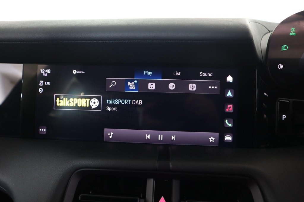 Used Porsche Taycan 2022 for sale - 77422625: Photo 34