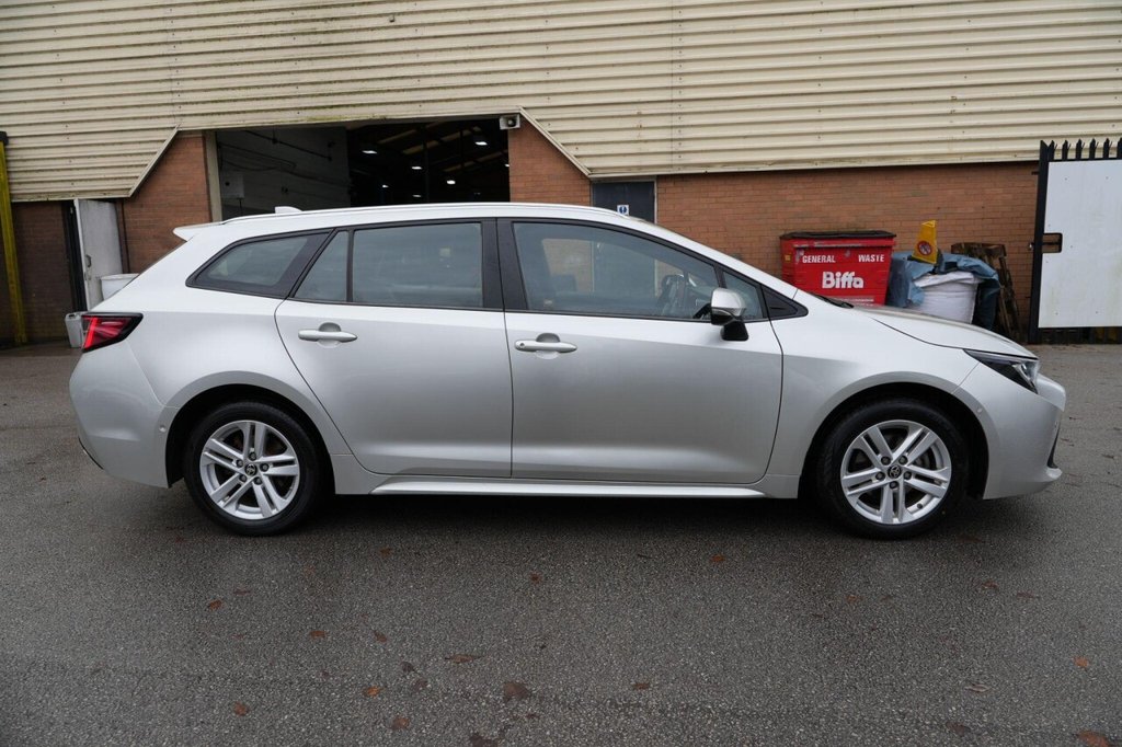 Used Toyota Corolla 2020 for sale - 76923841: Photo 11