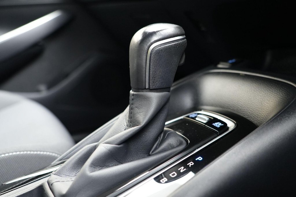 Used Toyota Corolla 2020 for sale - 76923841: Photo 13