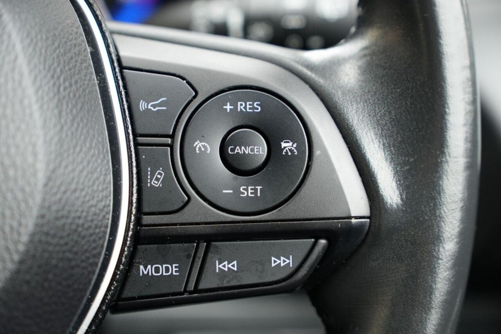 Used Toyota Corolla 2020 for sale - 76923841: Photo 32