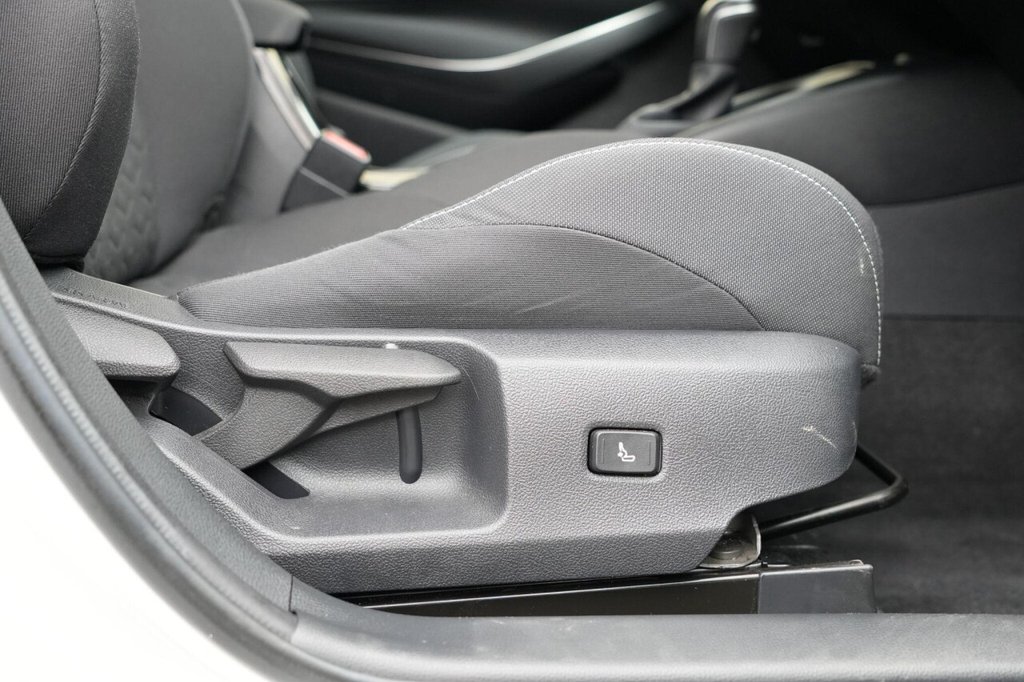 Used Toyota Corolla 2020 for sale - 76923841: Photo 36