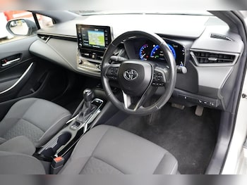 Used Toyota Corolla 2020 for sale - 76923841: Photo