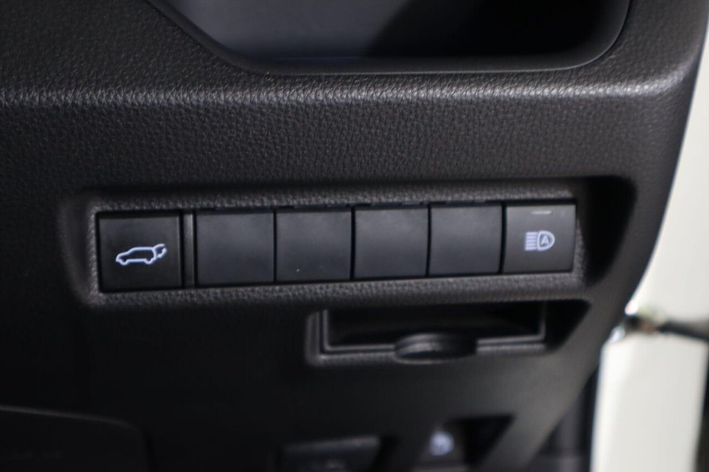 Used Toyota RAV4 2020 for sale - 77551790: Photo 27