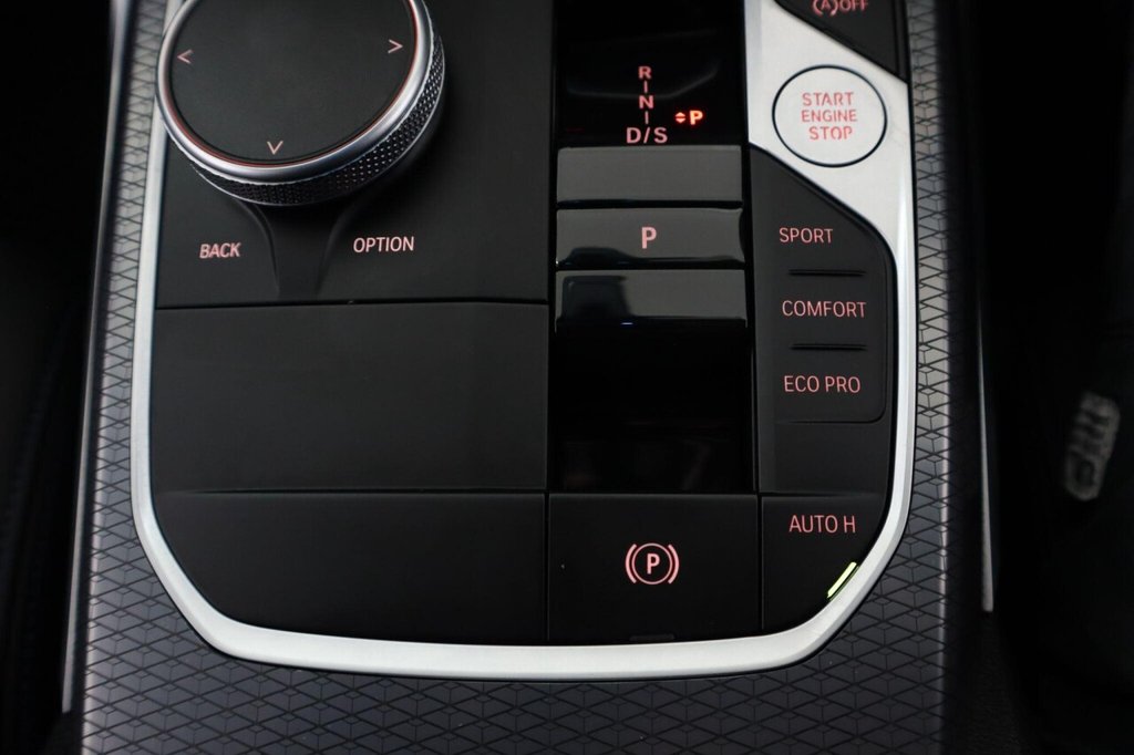 Used BMW 3 Series 2024 for sale - 76740392: Photo 24