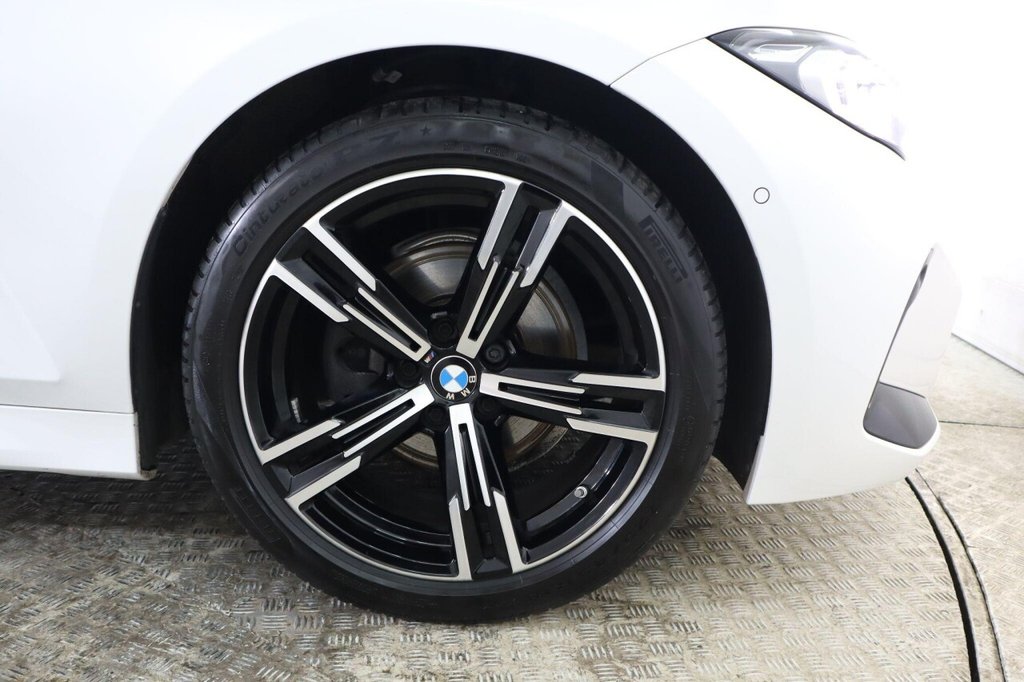 Used BMW 3 Series 2024 for sale - 76740392: Photo 28