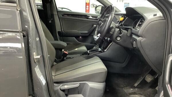 Used Volkswagen T-Roc 2021 for sale - 77551666: Photo 8