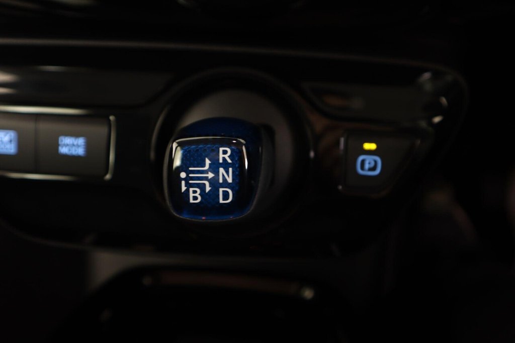 Used Toyota Prius 2020 for sale - 77981528: Photo 36