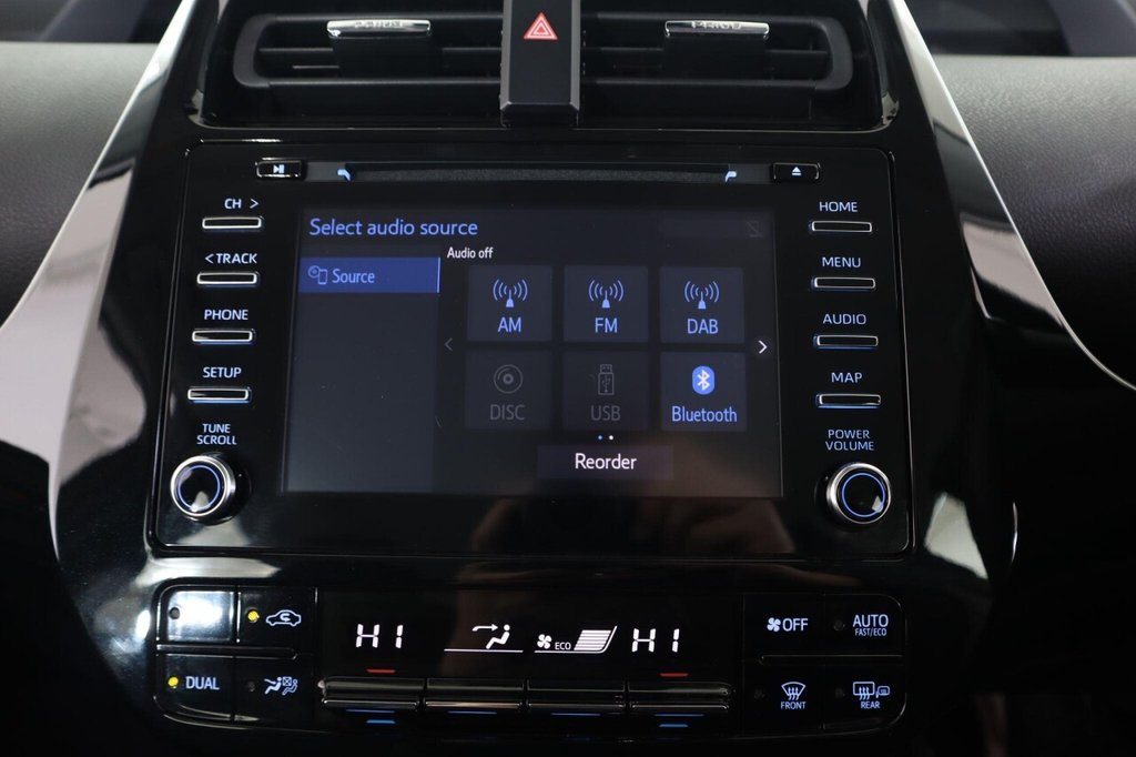 Used Toyota Prius 2020 for sale - 77981528: Photo 40