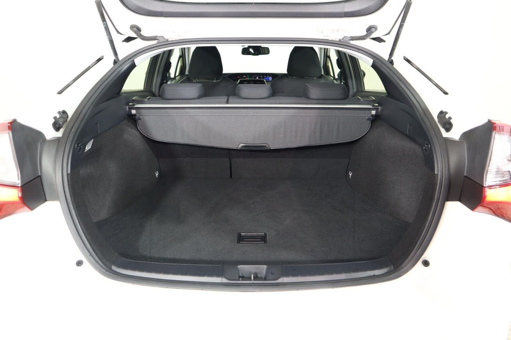 Used Toyota Prius 2020 for sale - 77981528: Photo 44