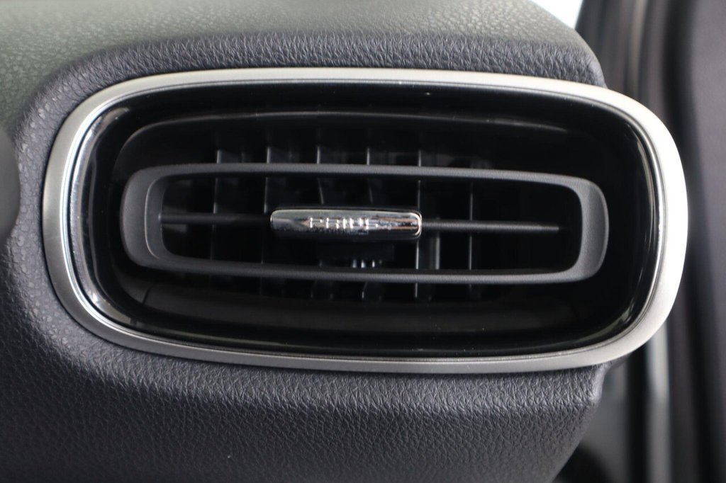 Used Toyota Prius 2020 for sale - 77981528: Photo 50