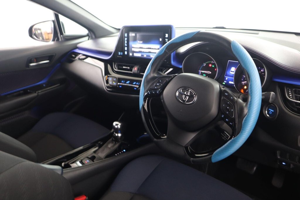 Used Toyota C-HR 2018 for sale - 77276517: Photo 11