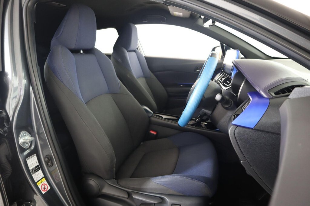Used Toyota C-HR 2018 for sale - 77276517: Photo 14