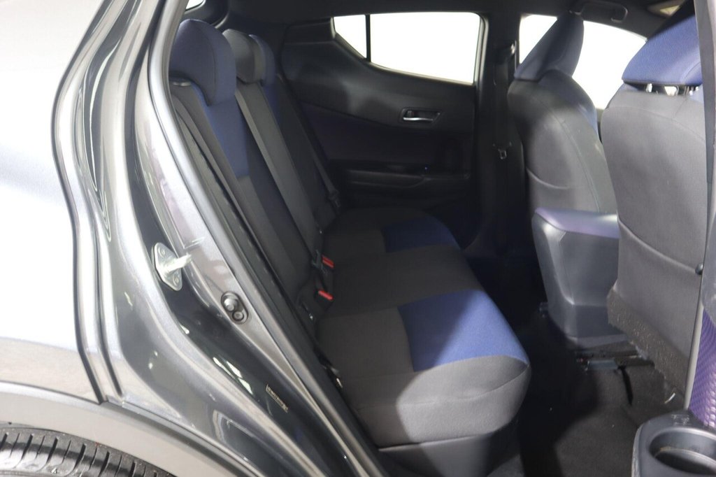 Used Toyota C-HR 2018 for sale - 77276517: Photo 16