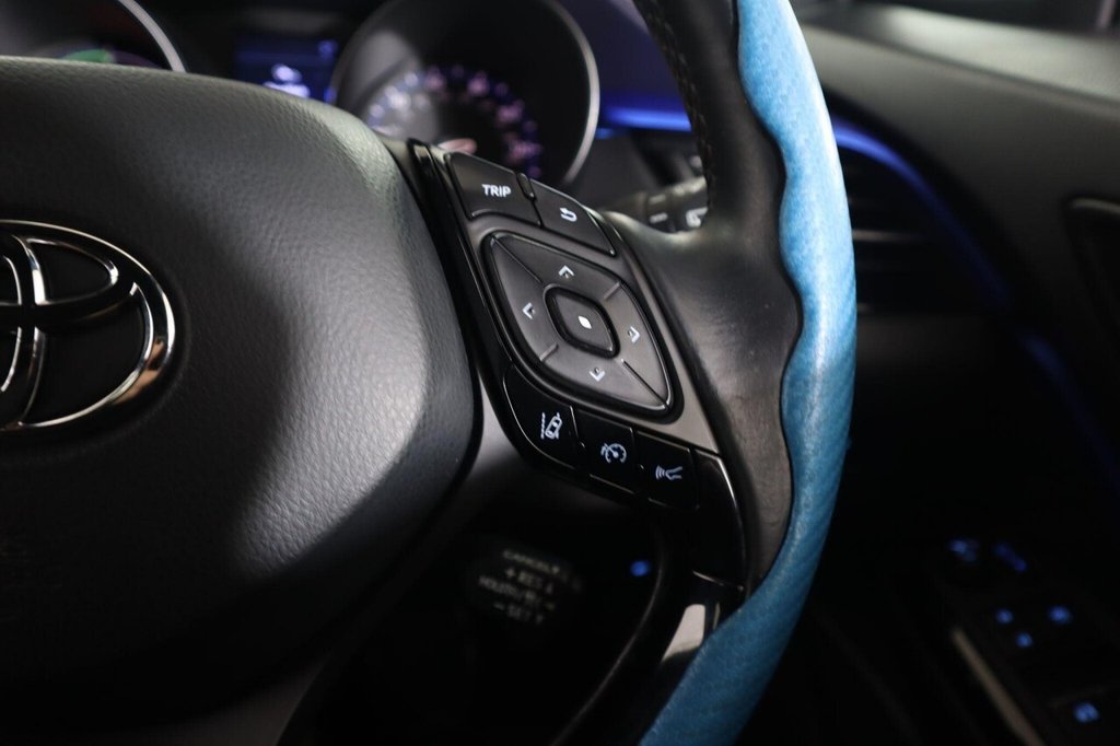 Used Toyota C-HR 2018 for sale - 77276517: Photo 18
